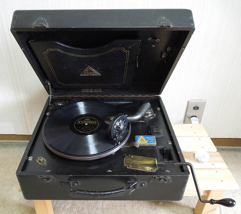 コロムビア 214 ポータブル蓄音機 稼働品 Columbia 蓄音器 レコード